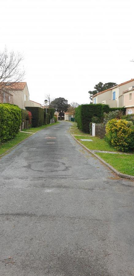 Logement 88 2-4 Personnes 500 M Plage Classe 2 Etoiles Dolus d'Oléron Εξωτερικό φωτογραφία
