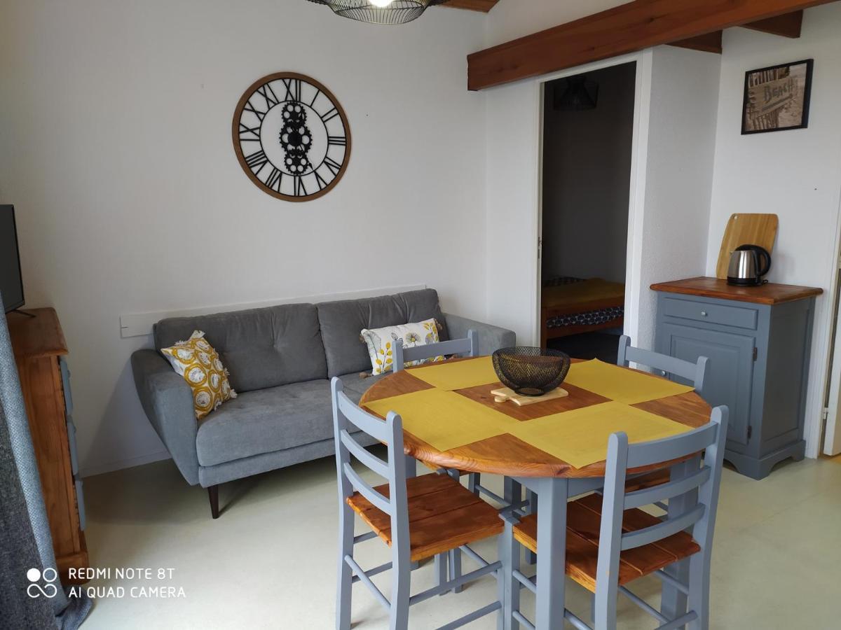Logement 88 2-4 Personnes 500 M Plage Classe 2 Etoiles Dolus d'Oléron Εξωτερικό φωτογραφία